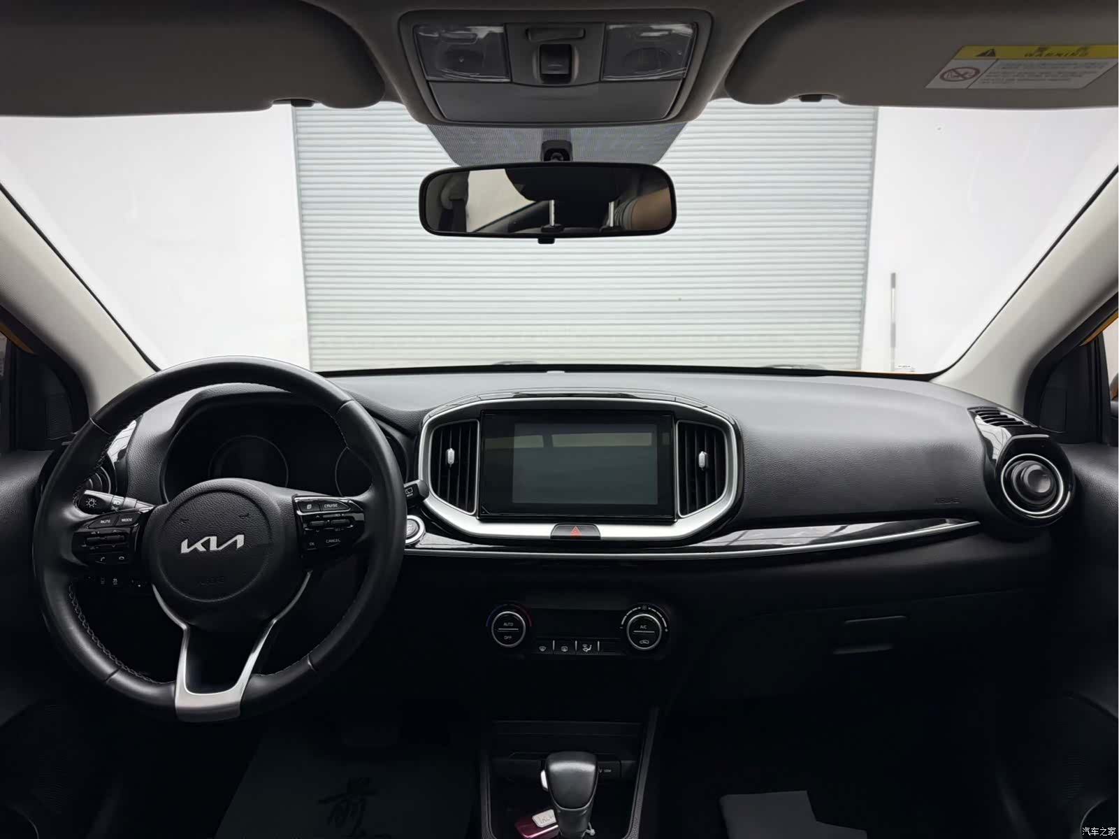 Kia KX1, 2022 13