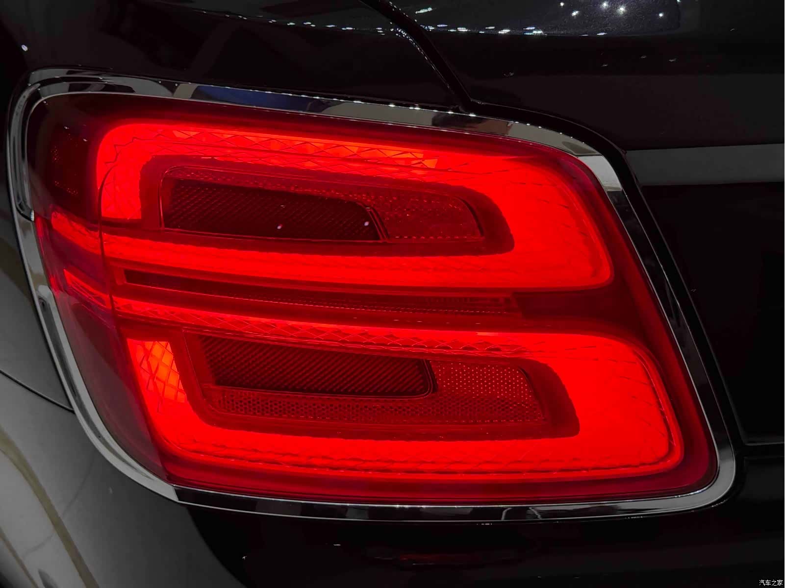 Bentley Flying Spur, 2022 10