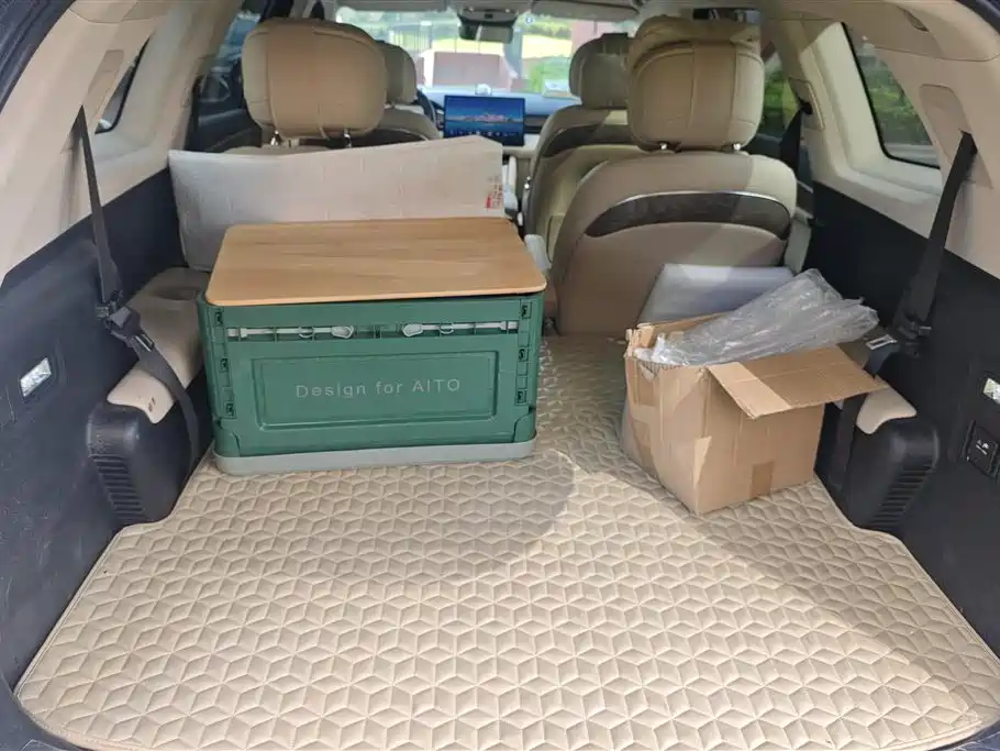 AITO Ask the world M7