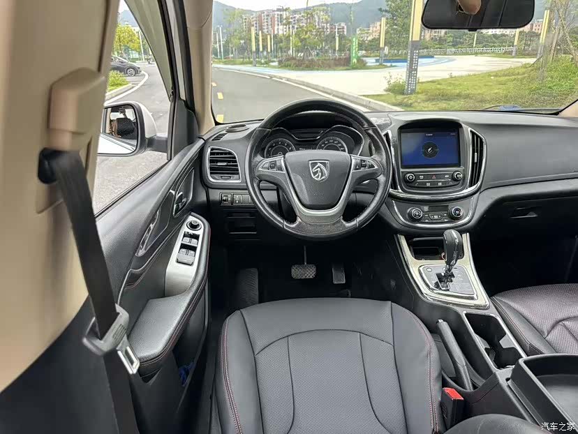 Wuling 560, 2017 18