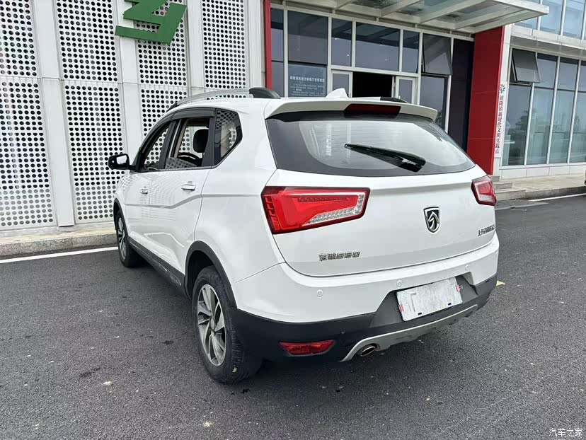 Wuling 560, 2017 26