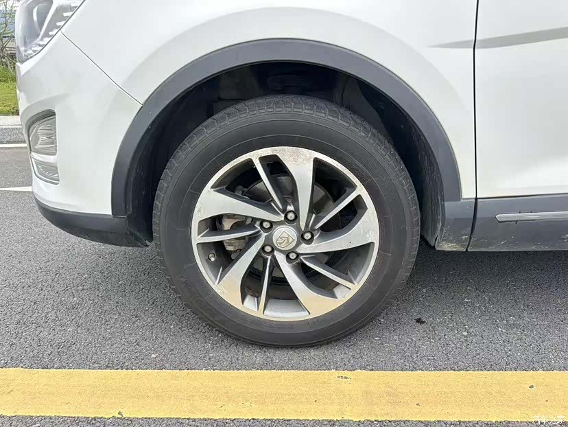 Wuling 560, 2017 19