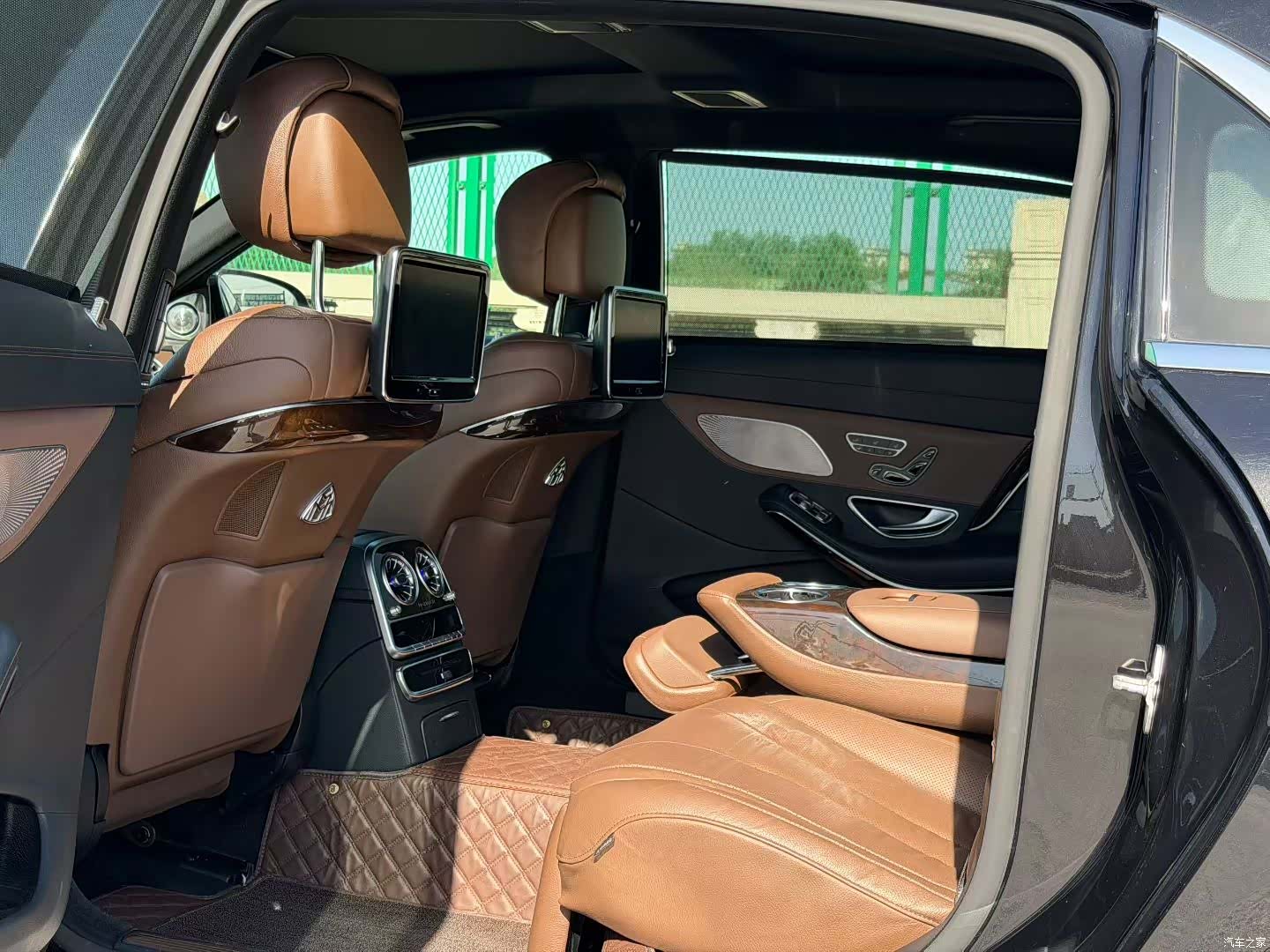Maybach S-Class, 2015 6