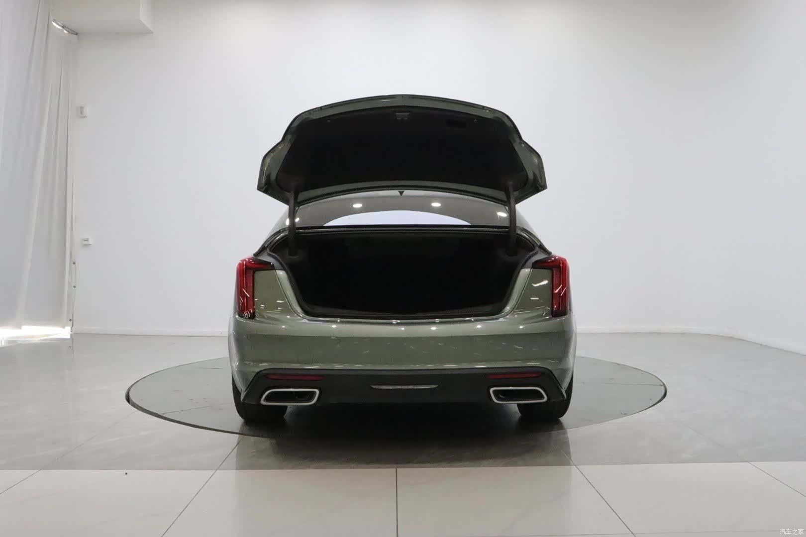 Cadillac CT5, 2023 9