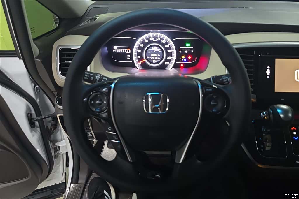 Honda Odyssey, 2017 15