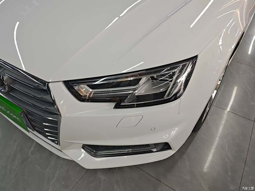 Audi A4L, 2018 24