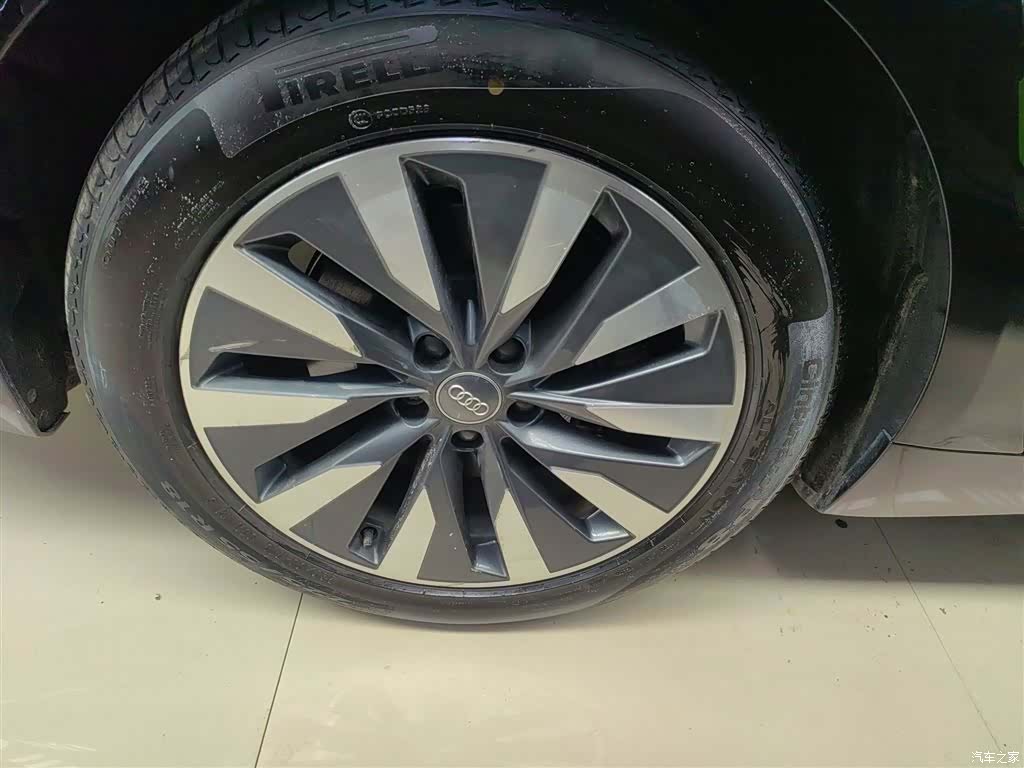 Audi A6L, 2021 26