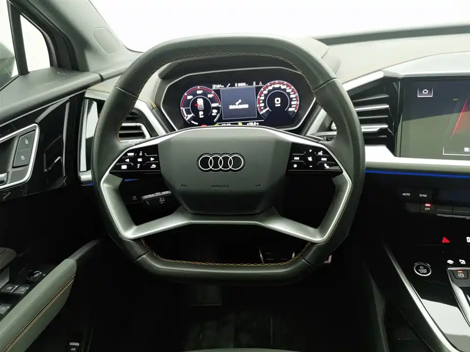 Audi Q4