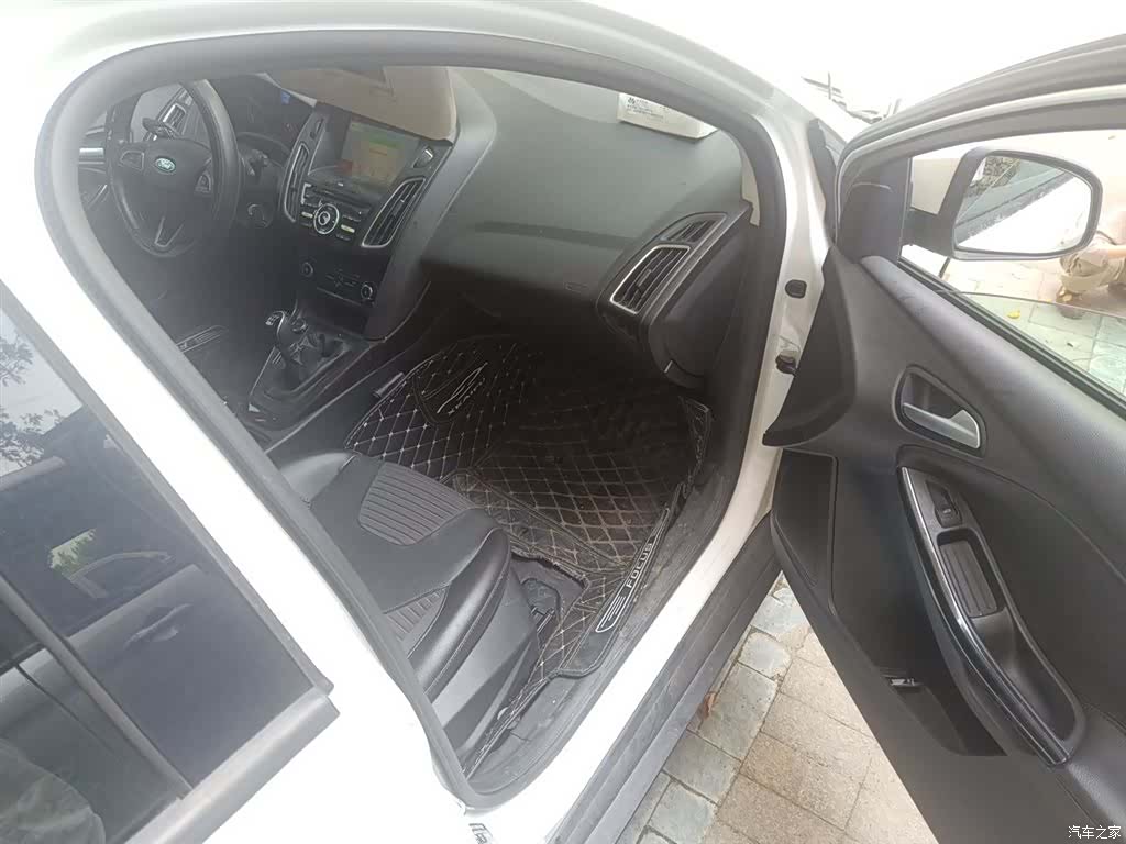 Ford Focus, 2019 21