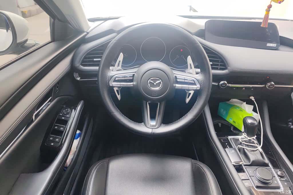 Mazda Mazda3, 2022 15