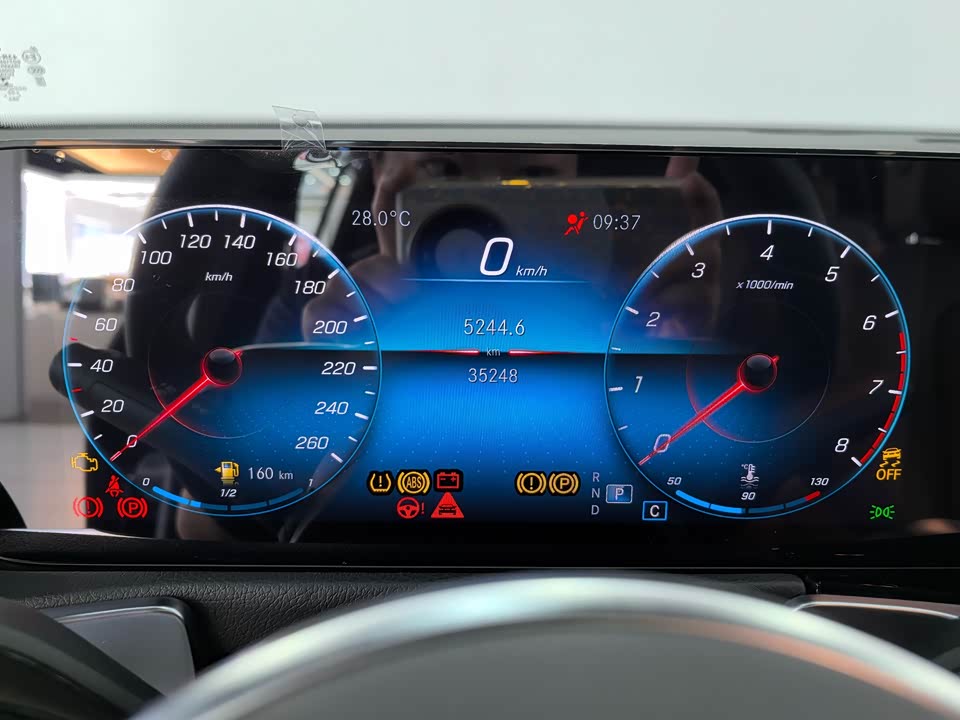 Mercedes-Benz GLB Mercedes-Benz GLB