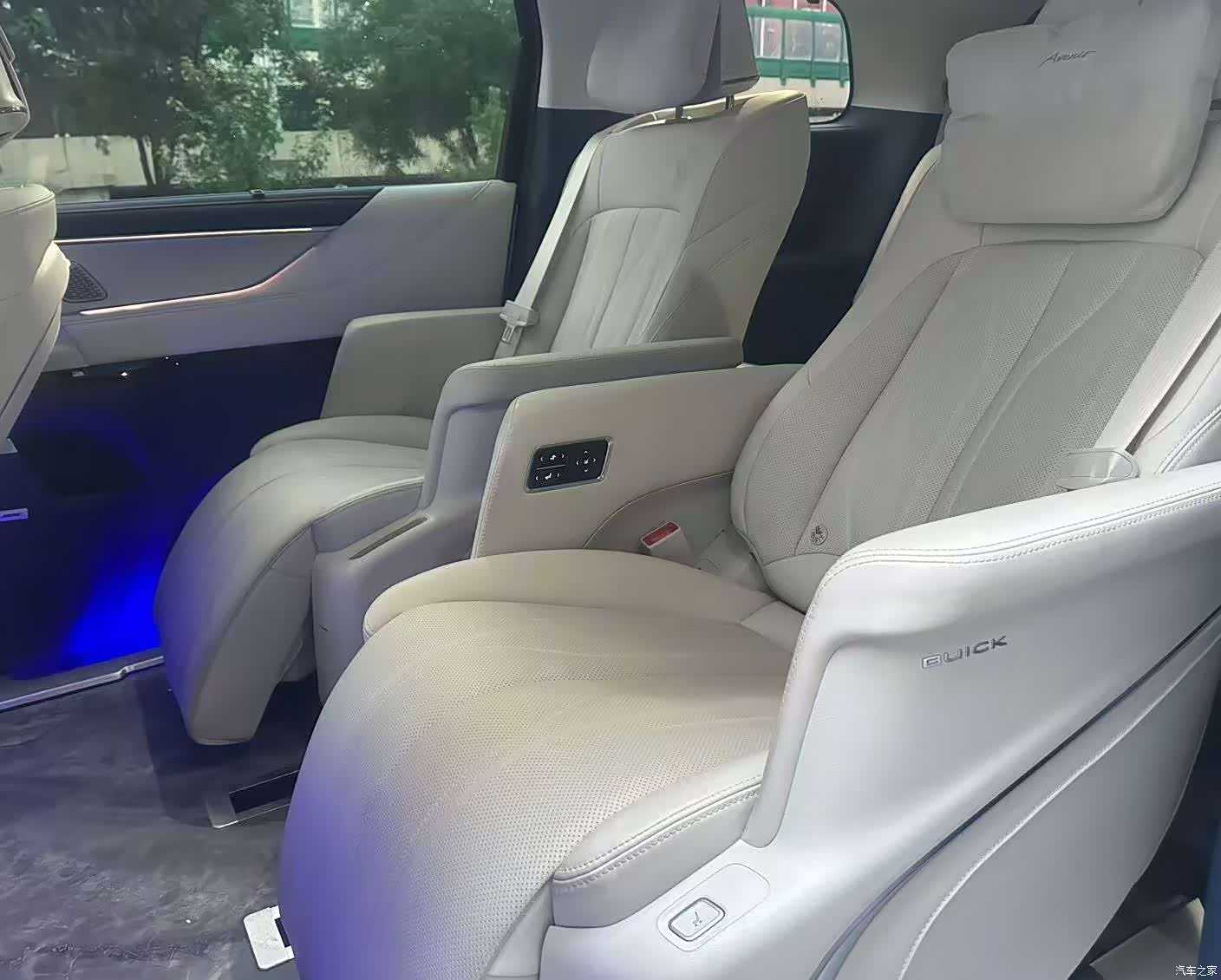 Buick GL8, 2024 все фото