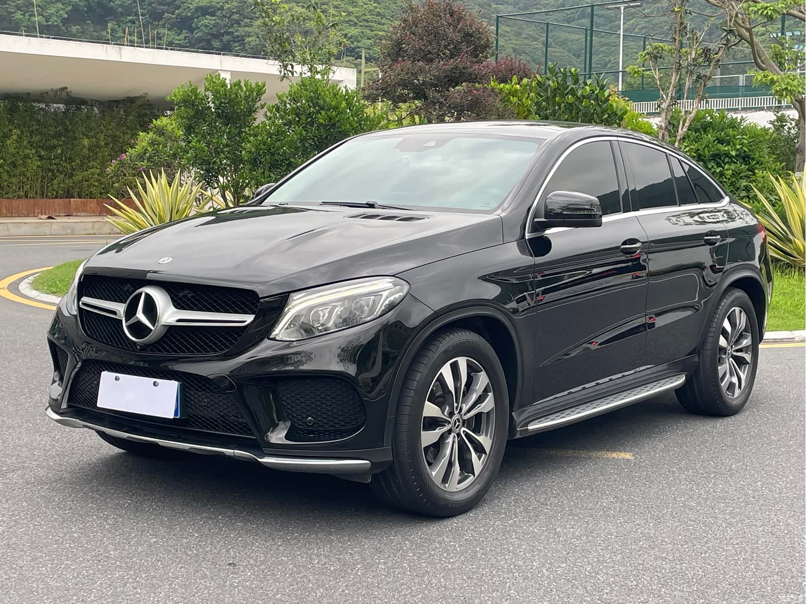 Mercedes-Benz GLE, 2017 1