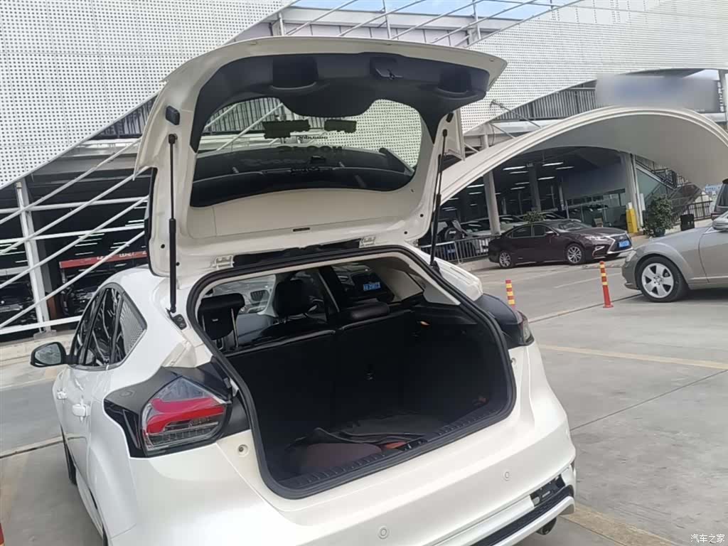 Ford Focus, 2017 19