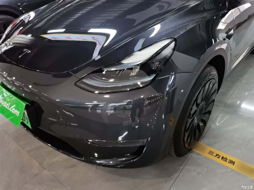 Tesla Model Y, 2024 24