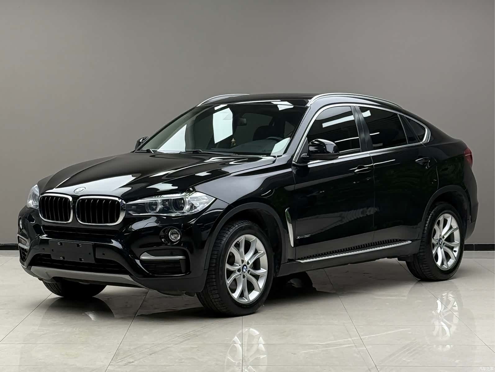BMW X6, 2015 1