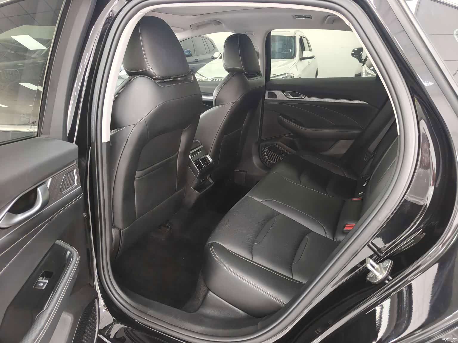 Geely Preface, 2022 21