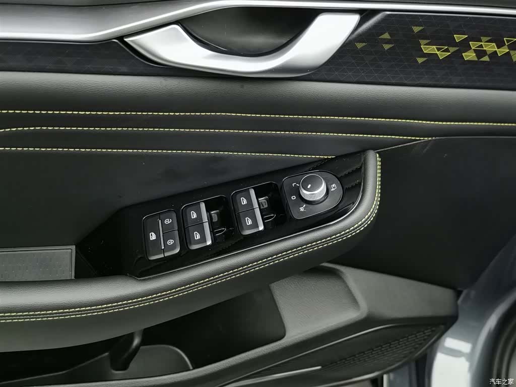 Geely Preface, 2024 9