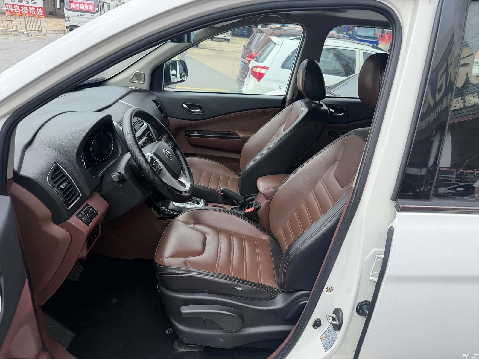 DongFeng SX6, 2017 12