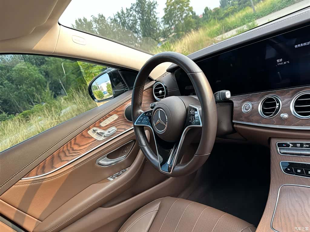 Mercedes-Benz E-Class, 2023 17