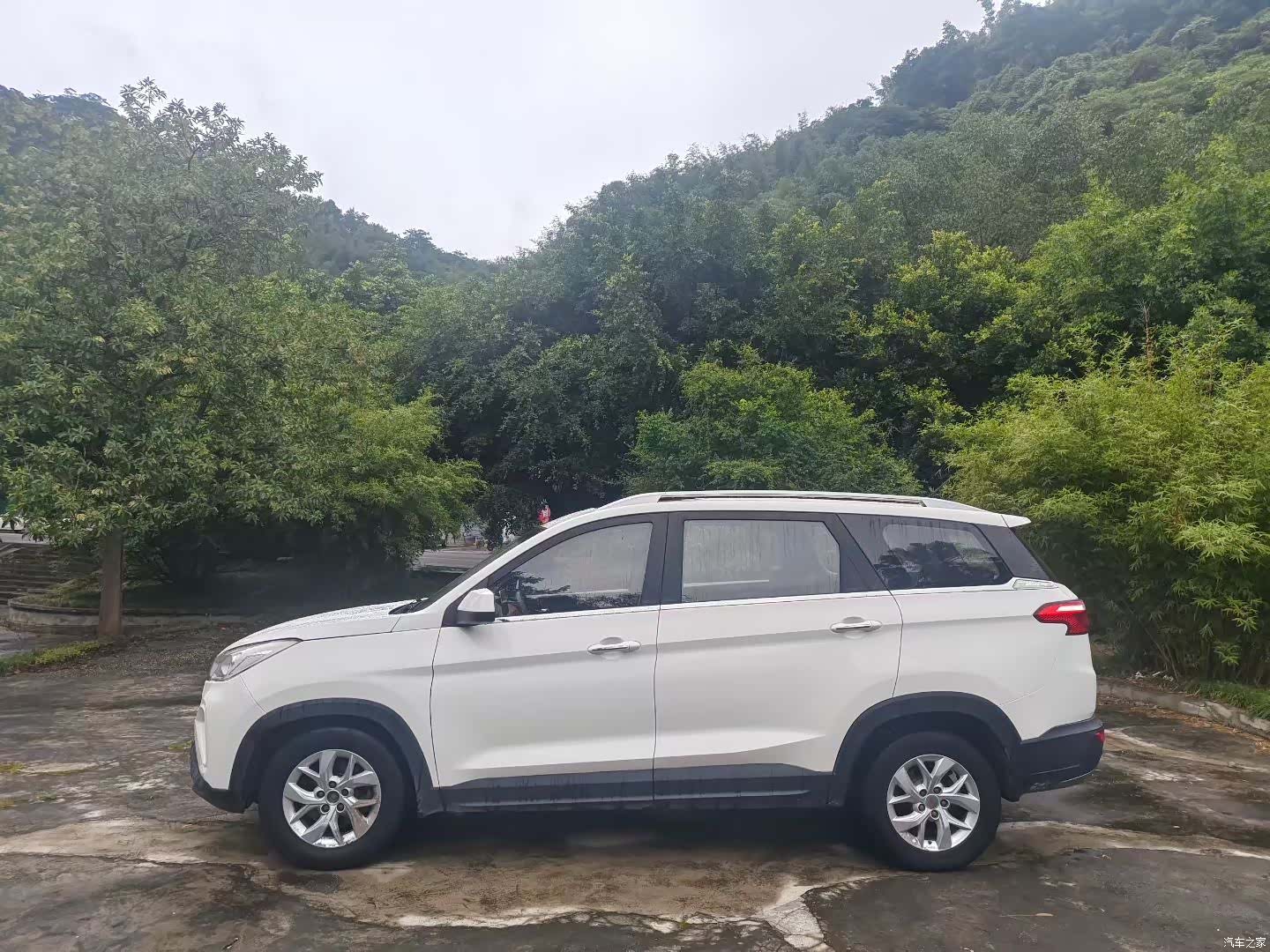Wuling Hongguang, 2017 3