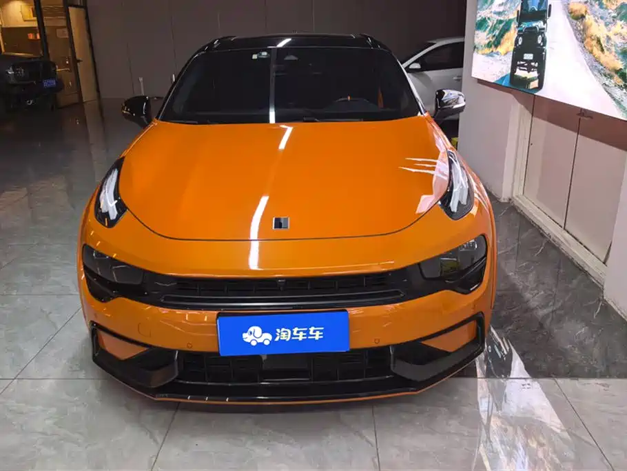 Lynk & Co 02 Hatchback