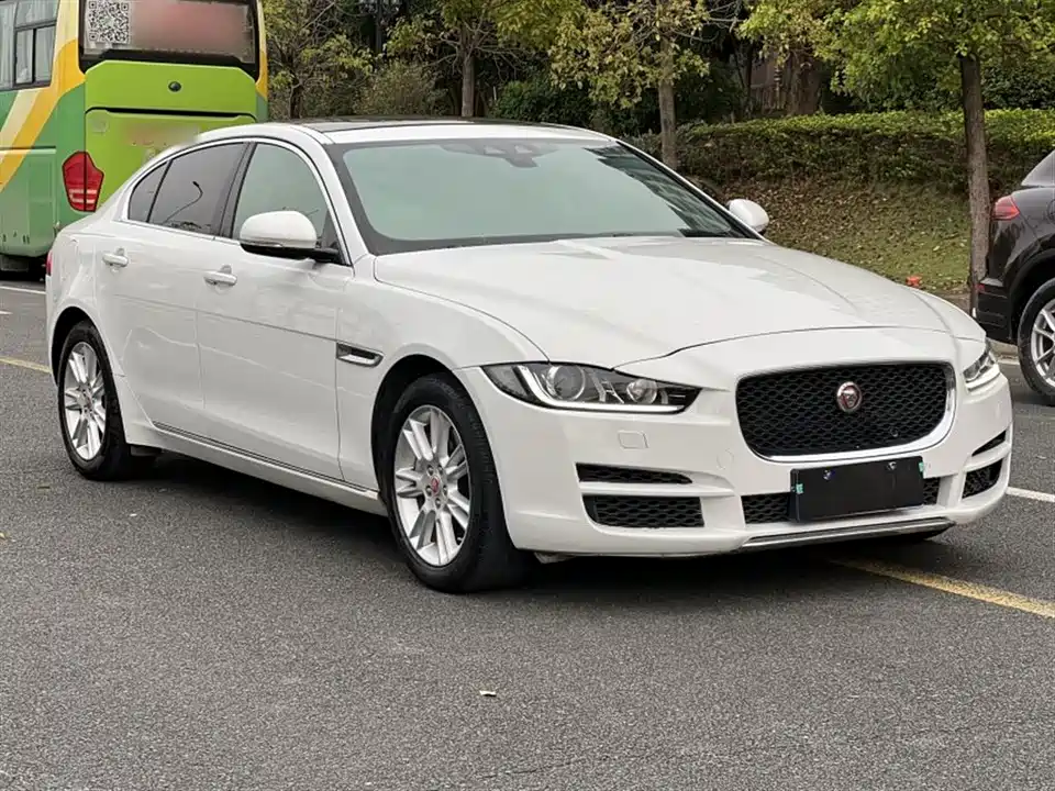 Jaguar XEL