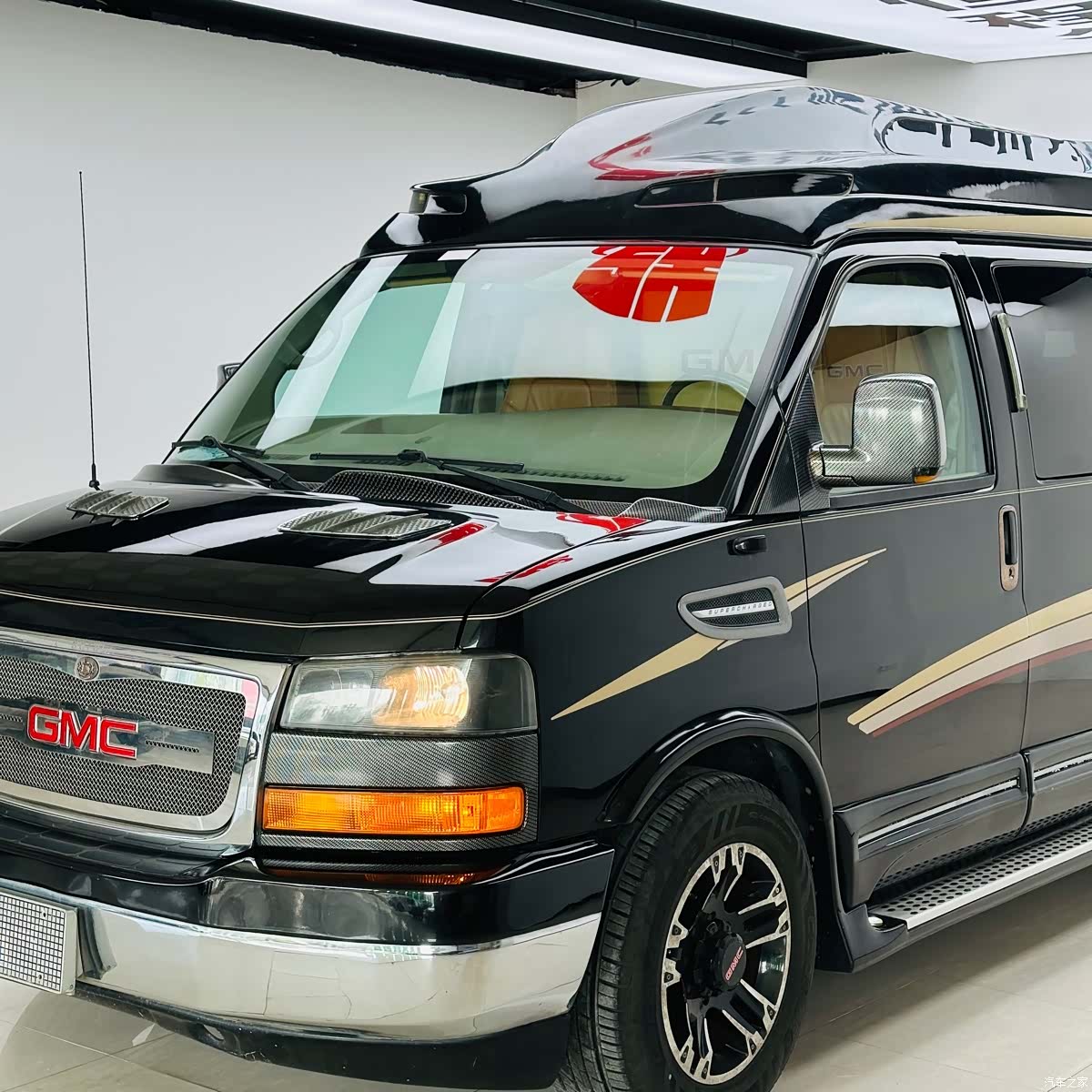 GMC SAVANA, 2012 все фото