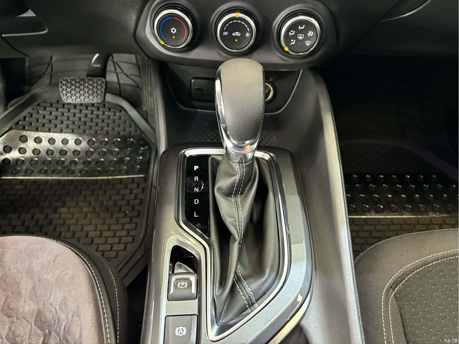Buick Verano, 2022 9
