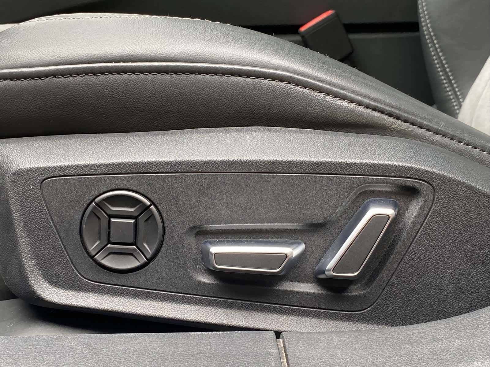 Audi A6L, 2024 10
