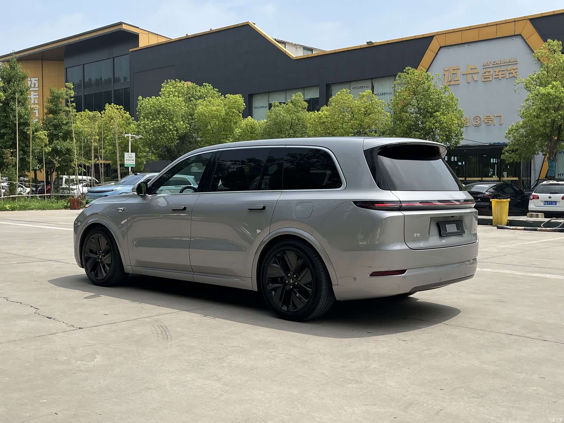Li Auto L9, 2023 12