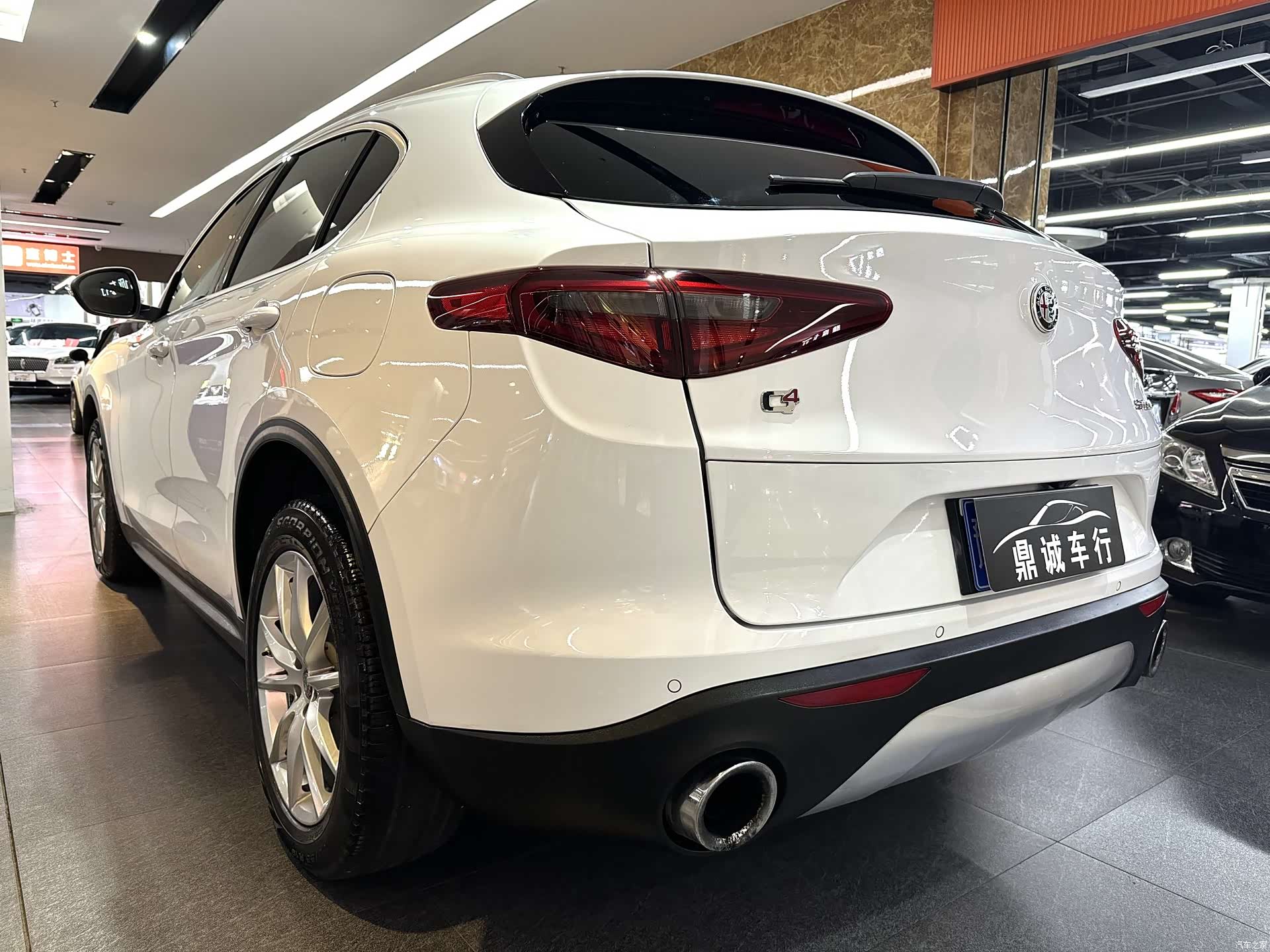 Alfa Romeo Stelvio, 2018 все фото