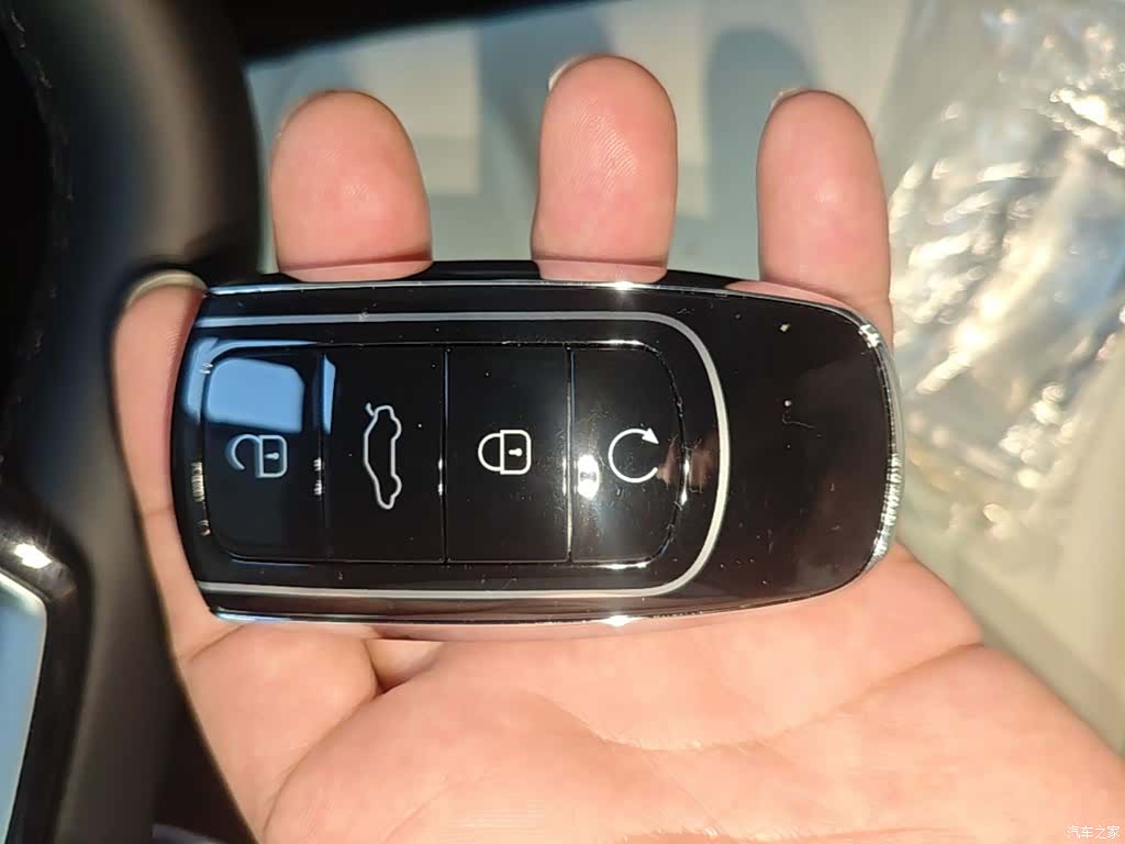Chery Tiggo 7, 2026 9