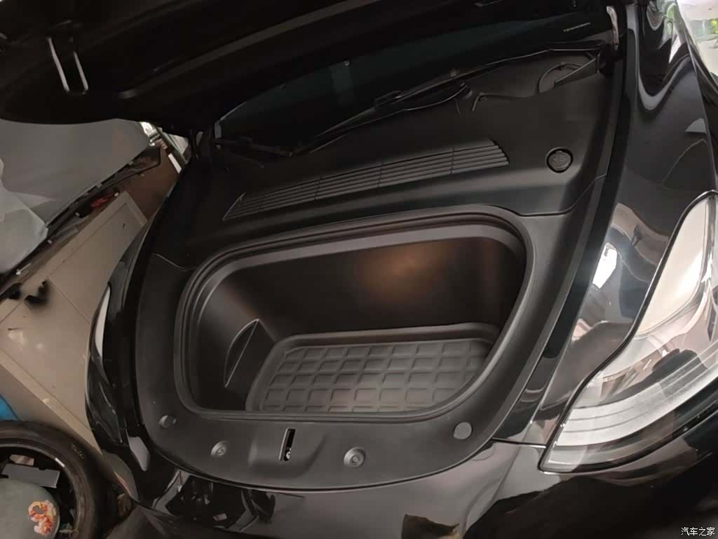 Tesla Model Y, 2021 20