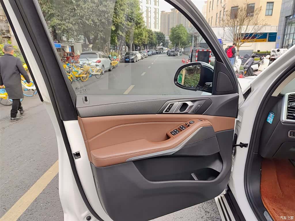 BMW X5, 2020 6