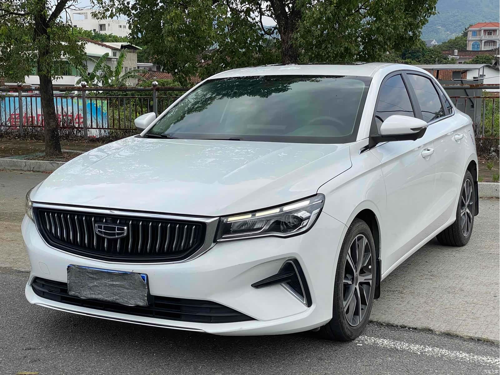 Geely Emgrand, 2022 1