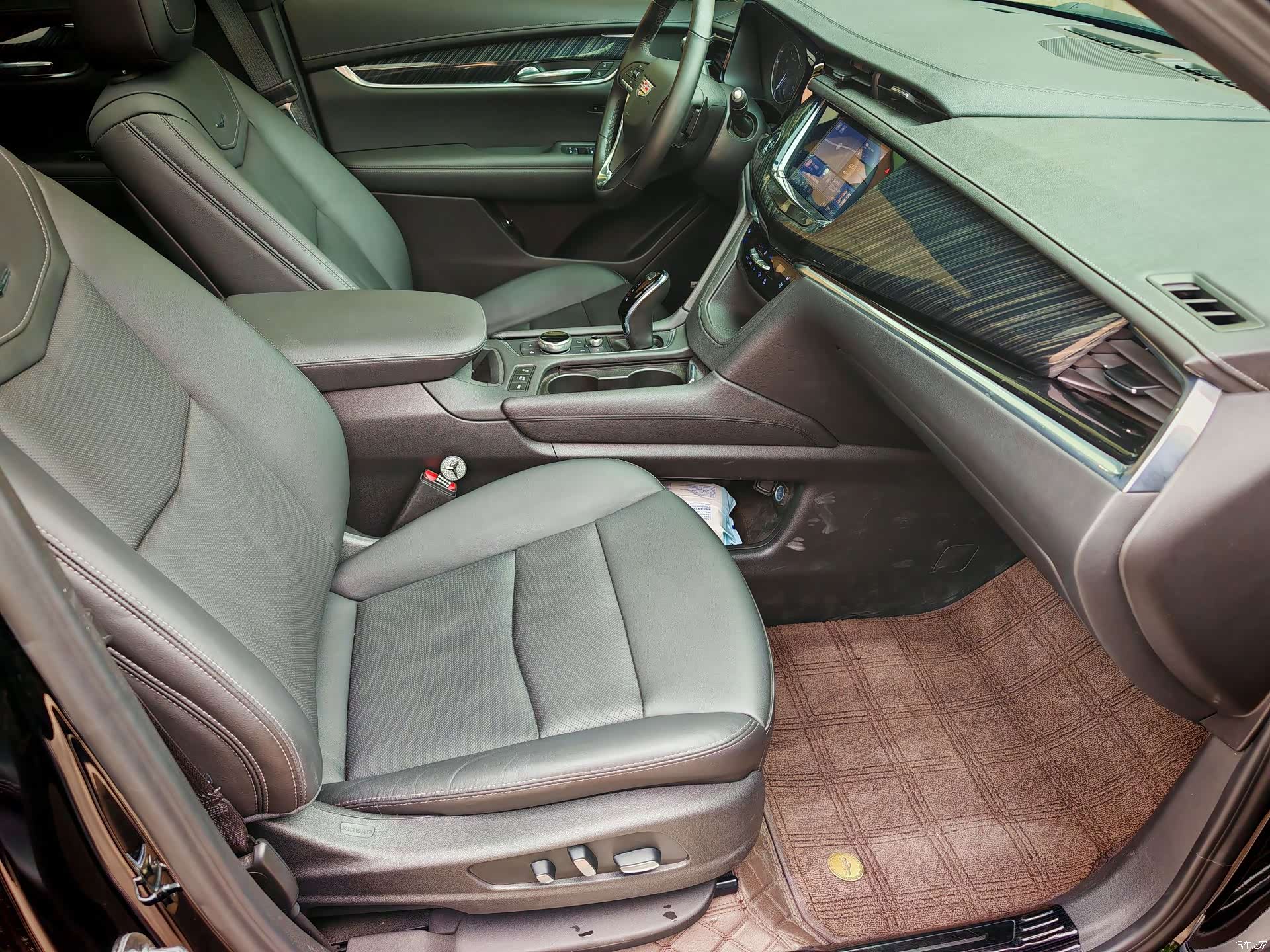 Cadillac XT6, 2022 12