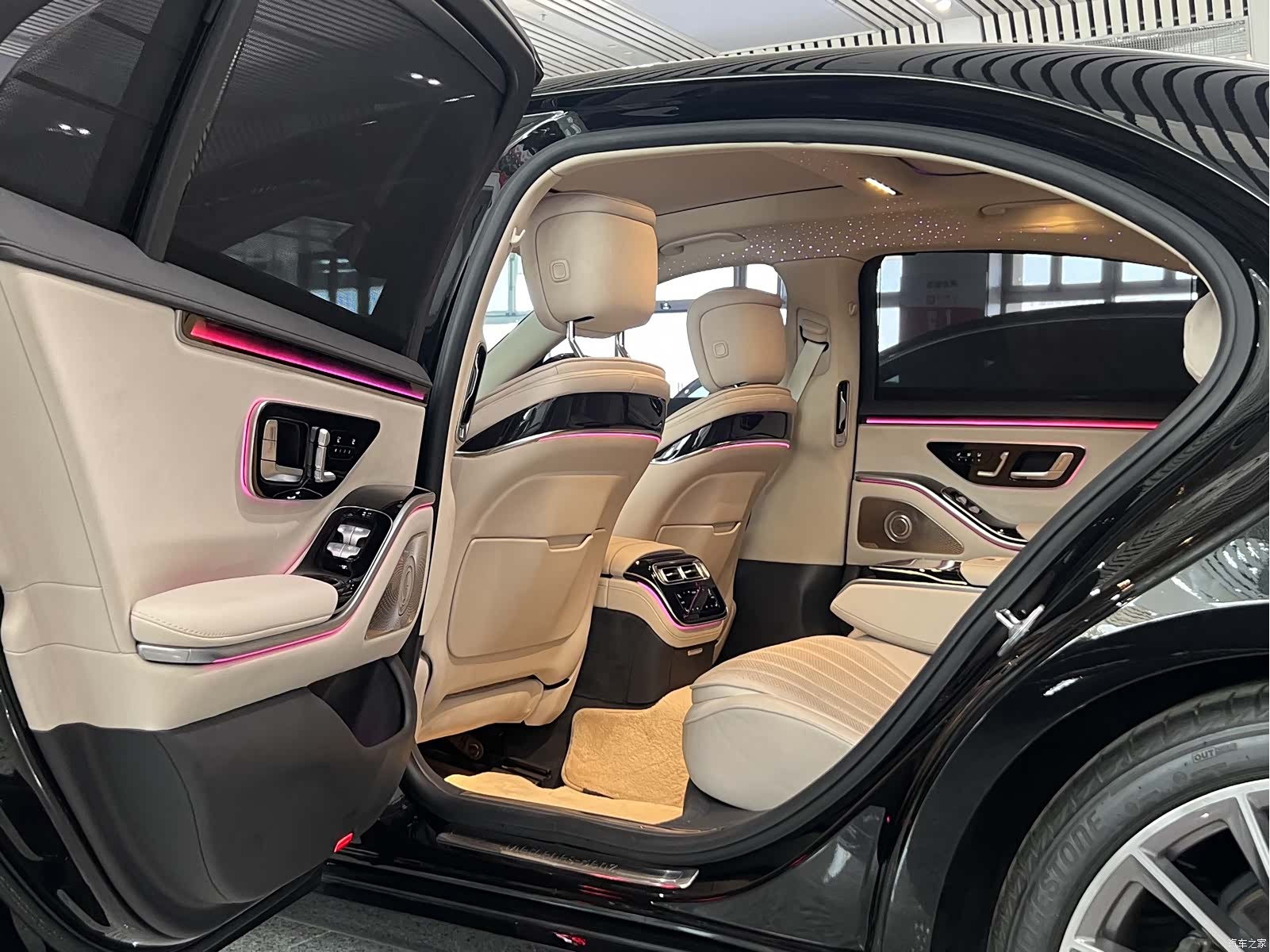 Mercedes-Benz S-Class, 2022 6
