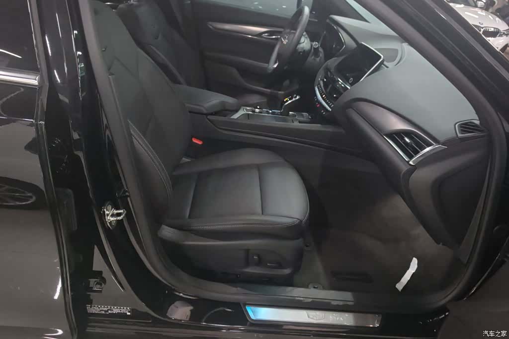 Cadillac CT5, 2022 8