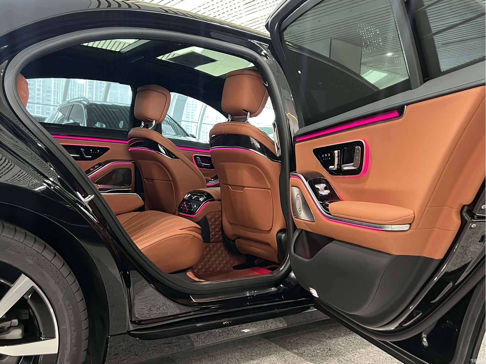 Mercedes-Benz S-Class, 2023 8