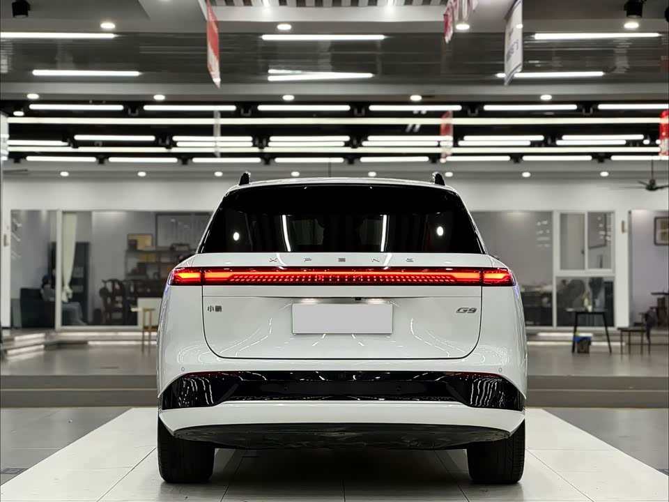 XPENG G9
