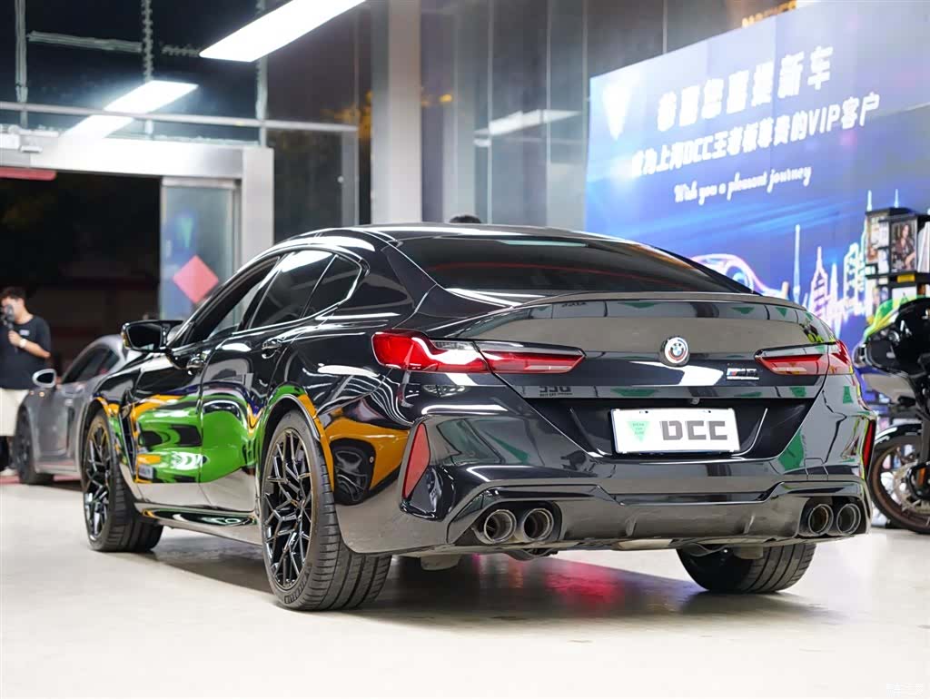 BMW M8, 2022 2