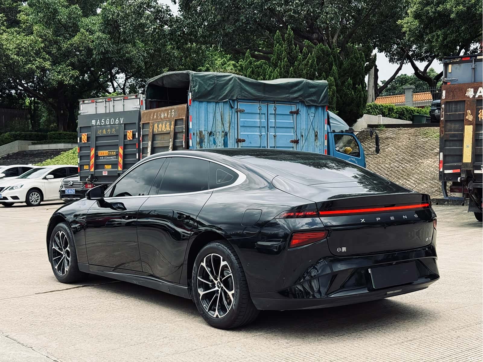 Xpeng P7, 2023 4