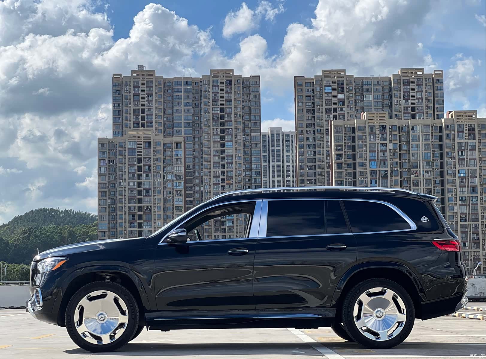 Mercedes-Benz GLS, 2024 16