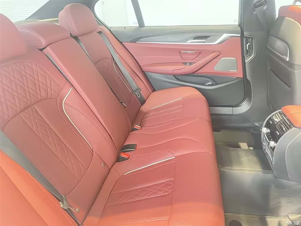 BMW 5 Series, 2023 12