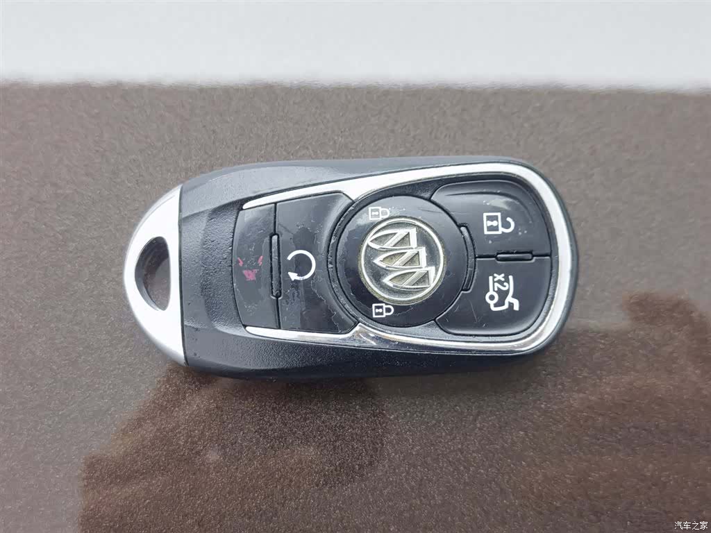 Buick LaCrosse, 2017 19