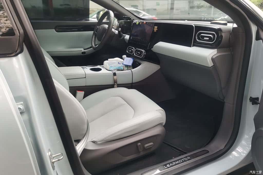 Leapmotor C01, 2023 8