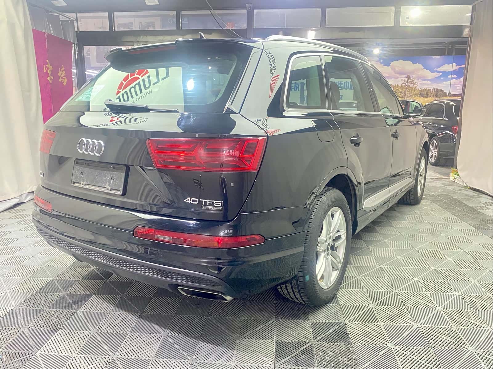 Audi Q7, 2017 все фото