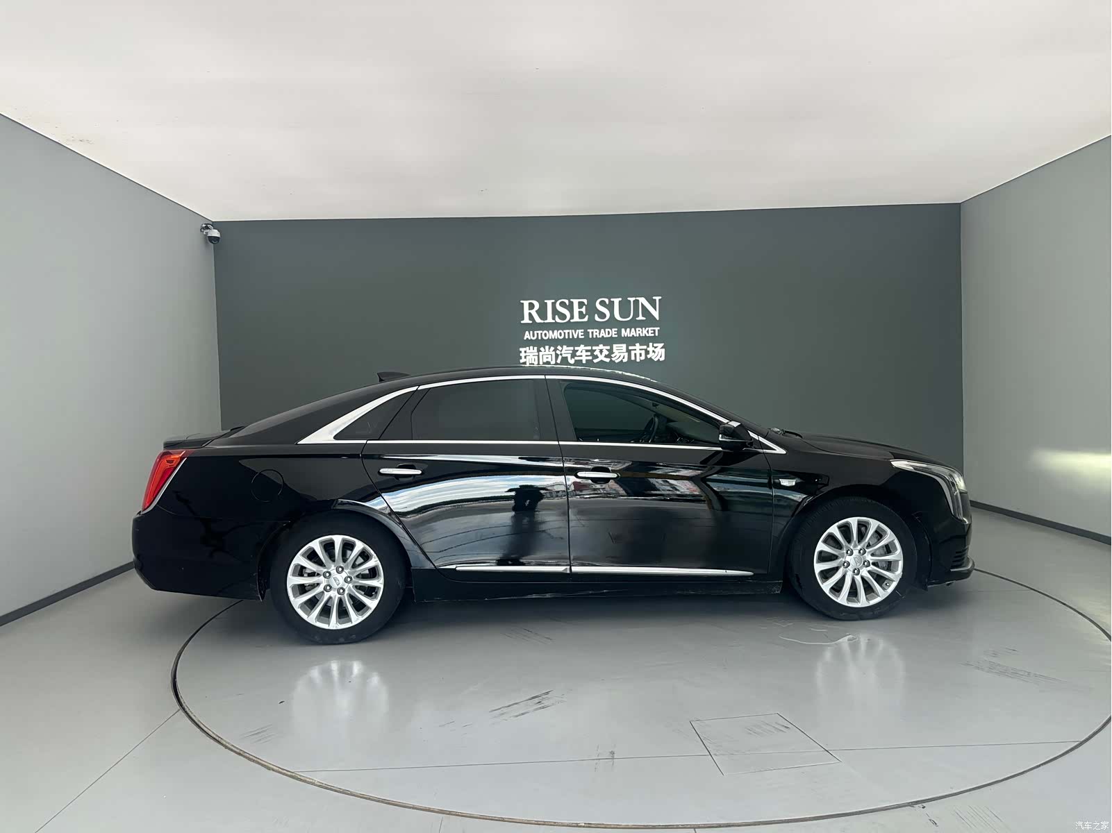 Cadillac XTS, 2019 32