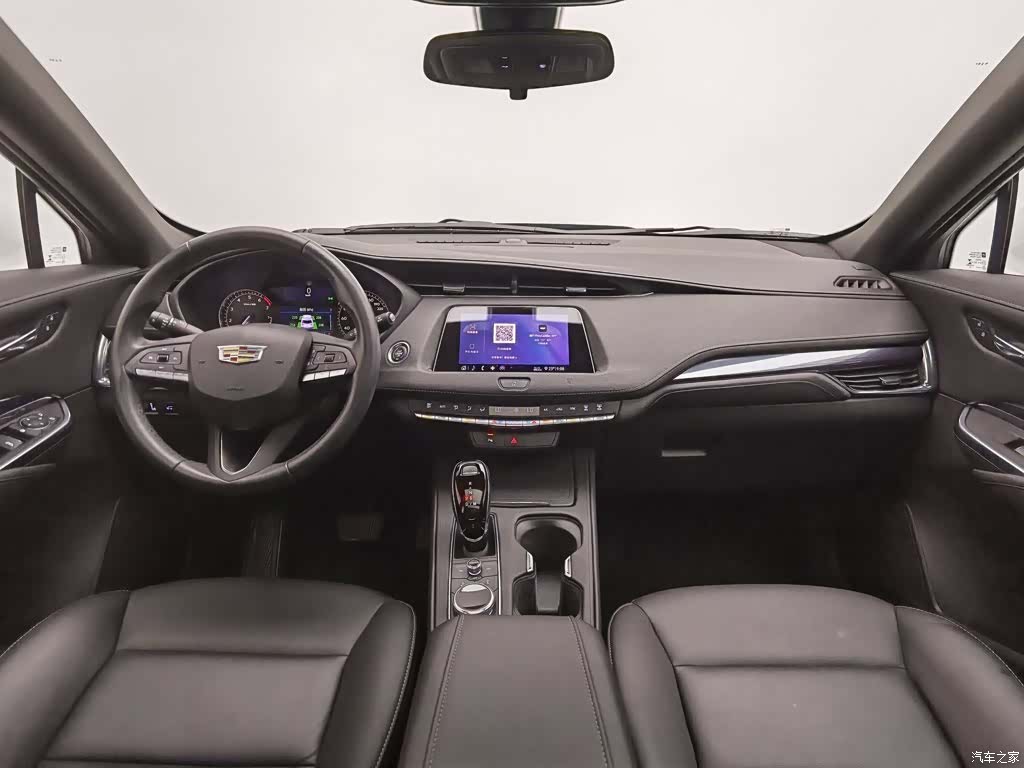 Cadillac XT4, 2020 все фото